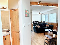 Peachland Beach Resort