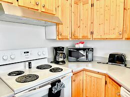 Peachland Beach Resort