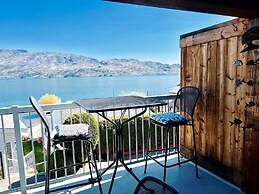 Peachland Beach Resort
