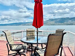 Peachland Beach Resort
