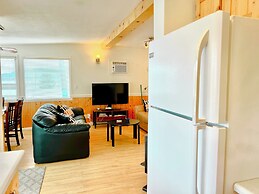 Peachland Beach Resort