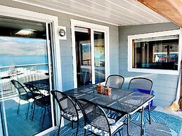 Peachland Beach Resort