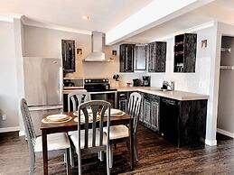 Peachland Beach Resort