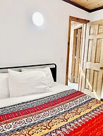 Peachland Beach Resort