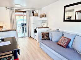 Peachland Beach Resort