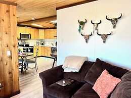 Peachland Beach Resort