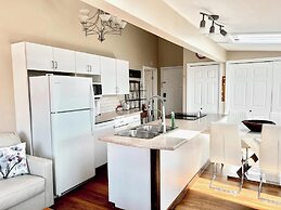 Peachland Beach Resort