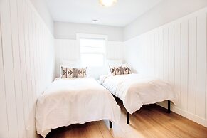 Peachland Beach Resort