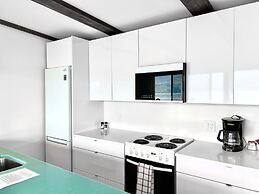 Peachland Beach Resort