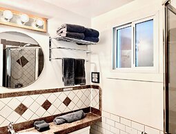 Peachland Beach Resort