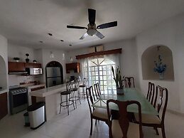 Casa Sol y Luna with pool in merida