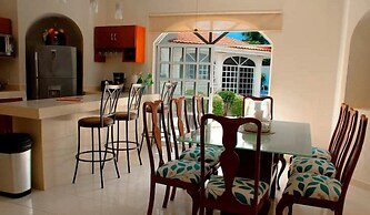 Casa Sol y Luna with pool in merida