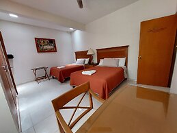 Casa Sol y Luna with pool in merida