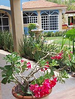 Casa Sol y Luna with pool in merida