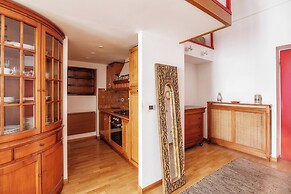 Central Festival Apartment