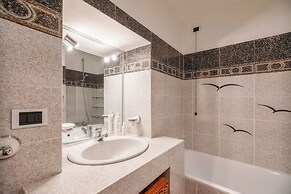 Central Festival Apartment