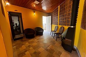 Casinha Amarela