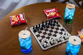 Luxe Mountain Pool Escape by Ghosal Luxury Lodging