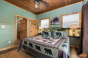 Luxe Mountain Pool Escape by Ghosal Luxury Lodging