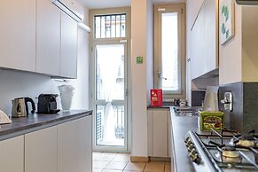 Apple House al Duomo by Wonderful Italy