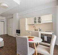 Largo Molina Studio III