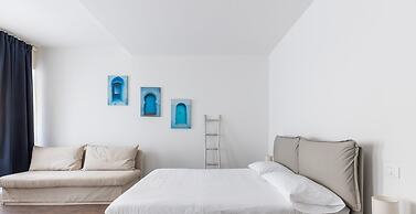 Largo Molina Studio III