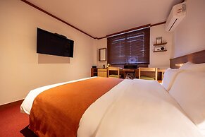 Sulim Hotel Sokcho by AanK