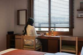 Sulim Hotel Sokcho by AanK