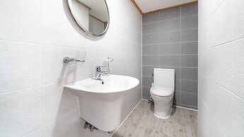 Goseong Theprism Pension