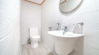 Goseong Theprism Pension