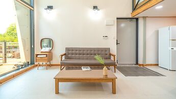 Goseong Theprism Pension