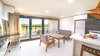 Goseong Theprism Pension