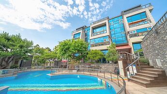 Goseong Theprism Pension