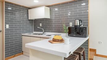 Goseong Theprism Pension