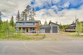 Spacious Donnelly Family Home w/ Private Hot Tub!