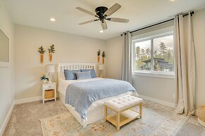 Spacious Donnelly Family Home w/ Private Hot Tub!