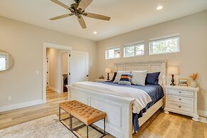 Spacious Donnelly Family Home w/ Private Hot Tub!