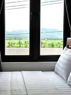 Happy field homesaty