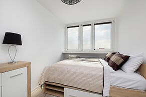 Bright Apartament for 4 by Renters