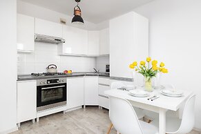 Bright Apartament for 4 by Renters