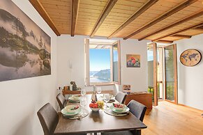 Casa Angelina Panoramica - Monte Bre