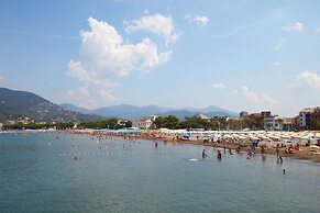 Sea View Apartment In Sestri Levante