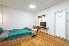 LalaHouse Summer Park