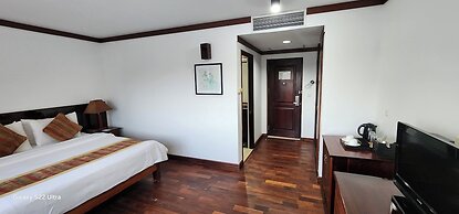 EG Paradise Angkor Villa Hotel