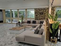 Bukit Tunku Grande Villa by uBook