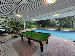 Bukit Tunku Grande Villa by uBook