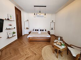 RoomQuest HideAway Hua Hin
