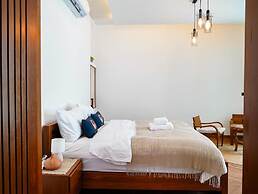 RoomQuest HideAway Hua Hin