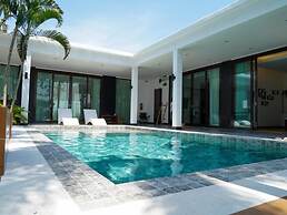 RoomQuest HideAway Hua Hin