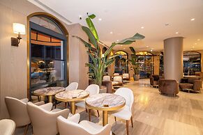 Rayelin Hotel Old Town